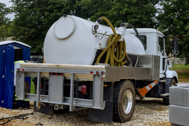 Best Porta potty delivery and setup  in Brookfield, WI